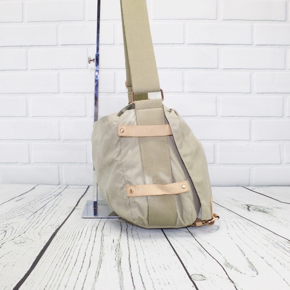 Fjallraven Messenger Shoulder Bag G-1000 - Picture 2 of 8